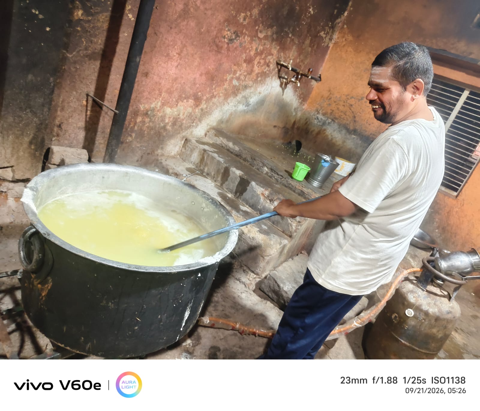 Food Prepartion to Police Force and Staff
